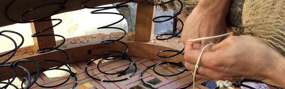 Villa Tappezzieri Lavorazione Artigianale e cura dei dettagli per rifiniture di eccellenza con lavorazione interamente manuale